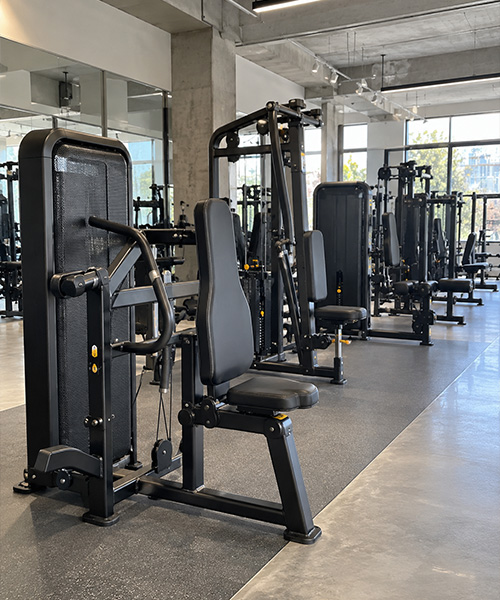 shoulder press machine